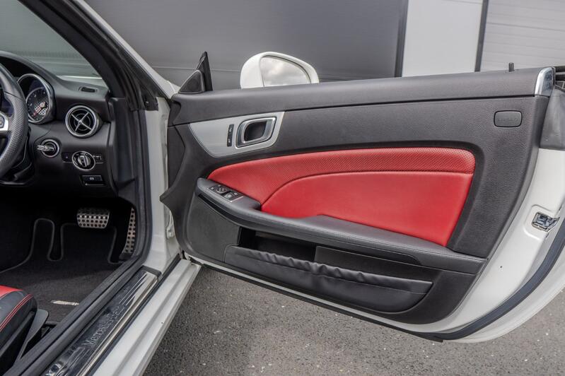 MERCEDES-BENZ SLC