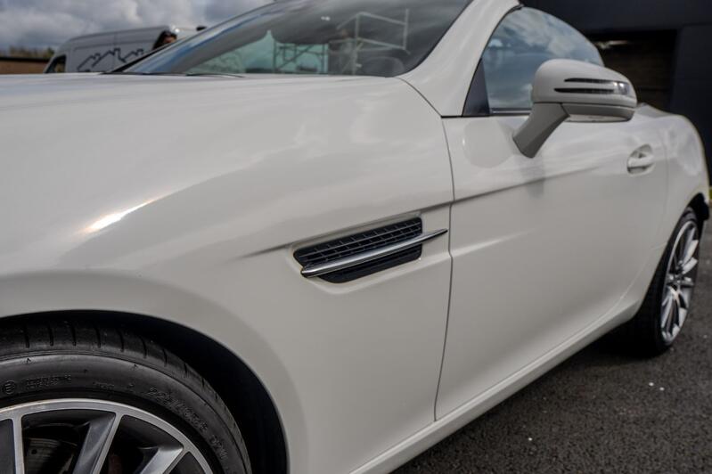 MERCEDES-BENZ SLC