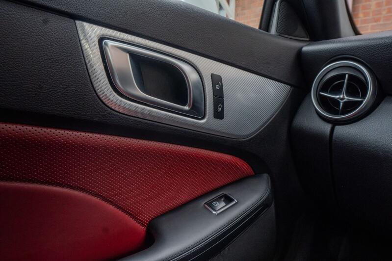 MERCEDES-BENZ SLC