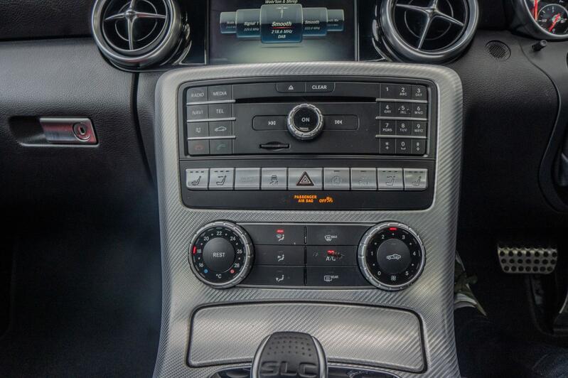 MERCEDES-BENZ SLC