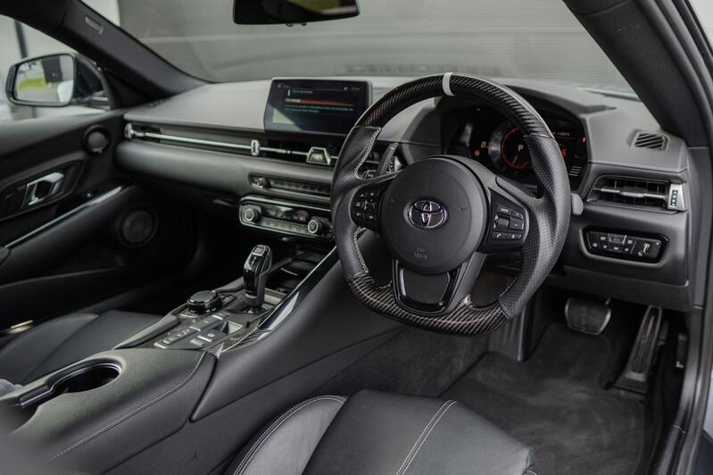 TOYOTA SUPRA