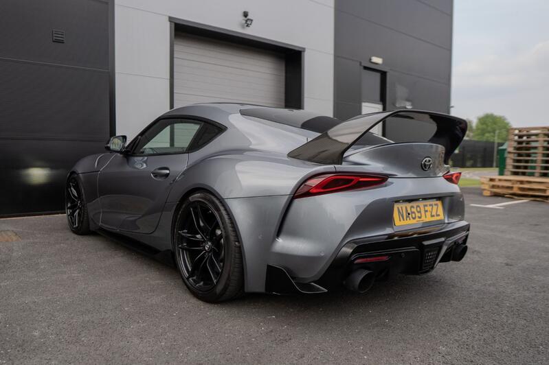 TOYOTA SUPRA