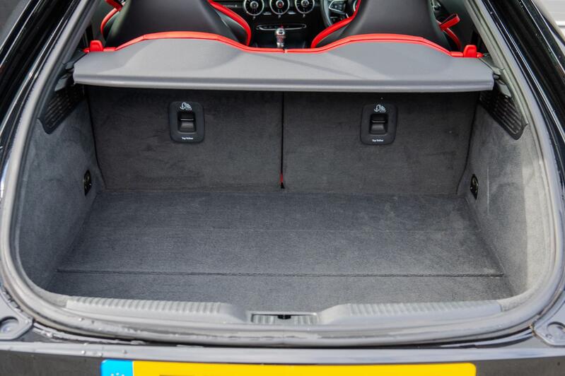AUDI TTS