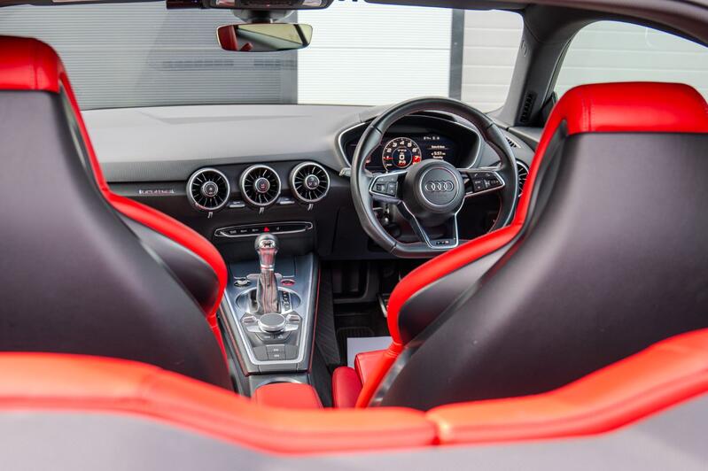AUDI TTS