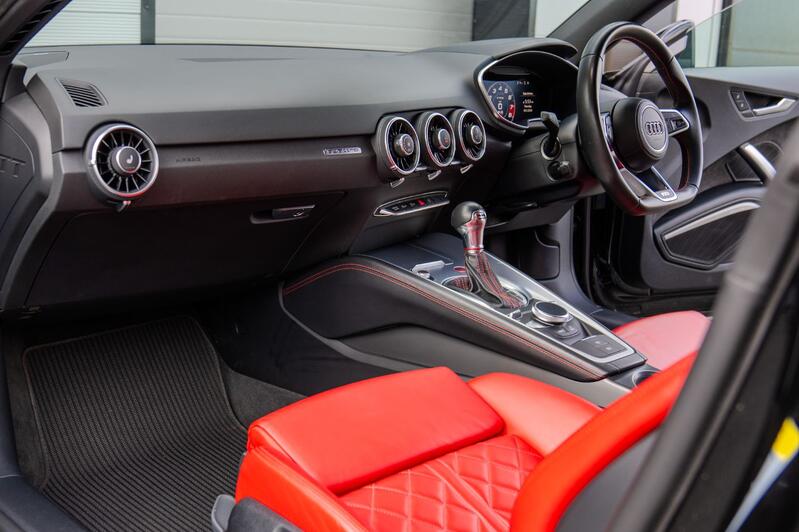 AUDI TTS