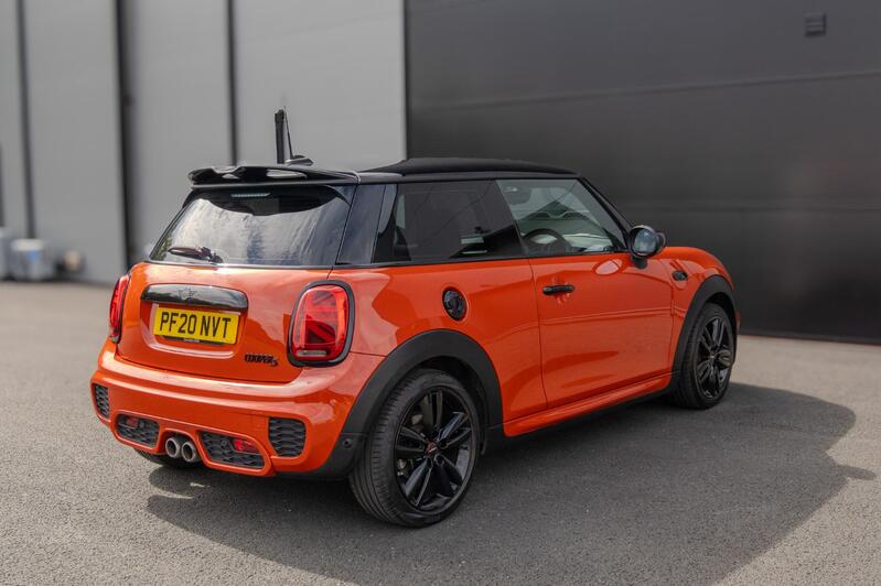 MINI HATCH COOPER S