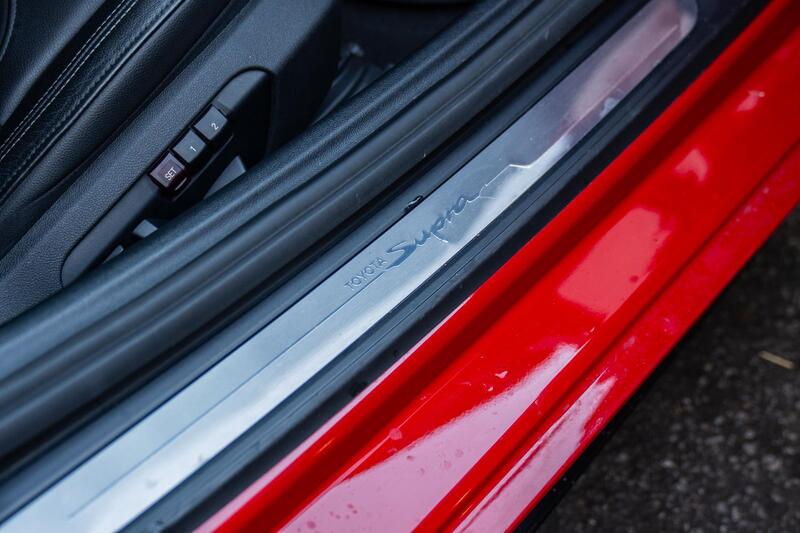 TOYOTA SUPRA