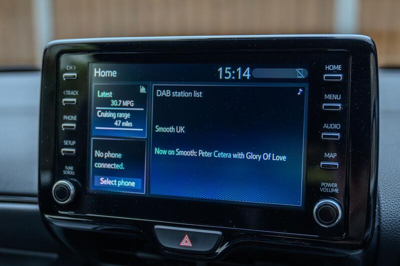 TOYOTA YARIS
