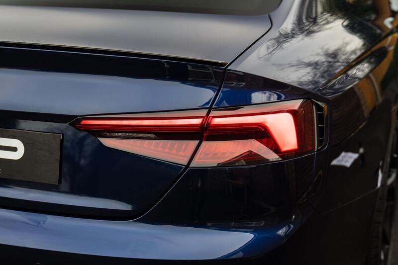 AUDI RS5