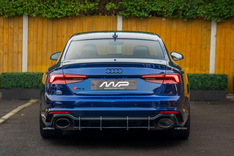 AUDI RS5