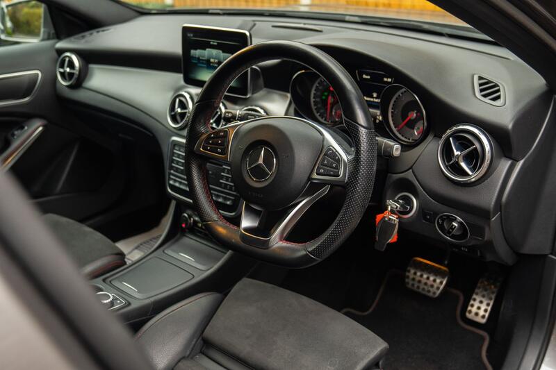 MERCEDES-BENZ GLA CLASS
