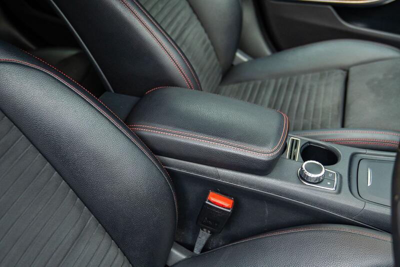 MERCEDES-BENZ GLA CLASS