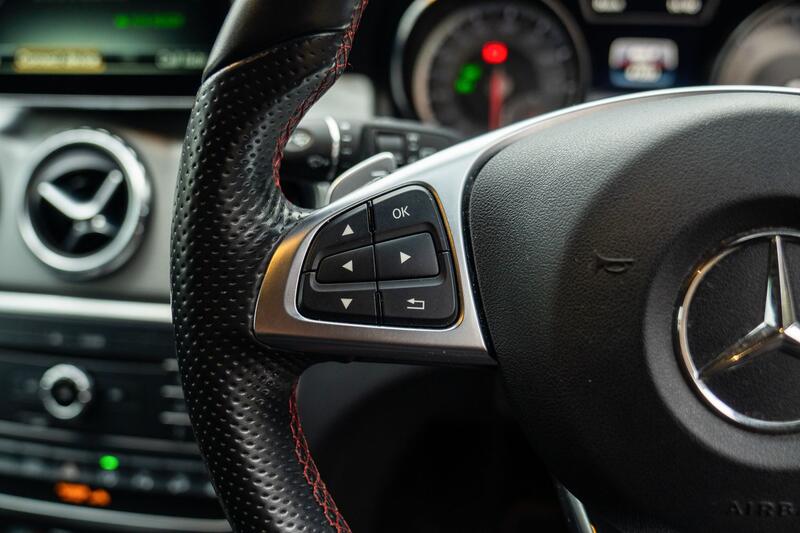MERCEDES-BENZ GLA CLASS