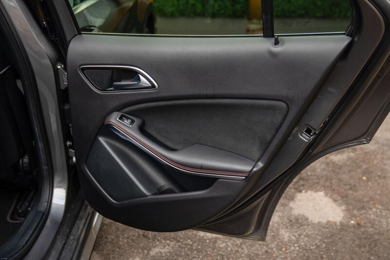 MERCEDES-BENZ GLA CLASS