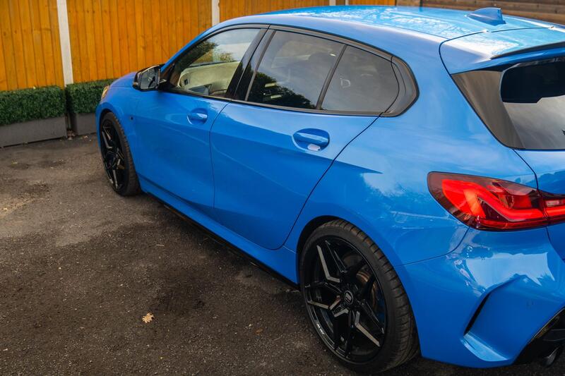 BMW 1 SERIES