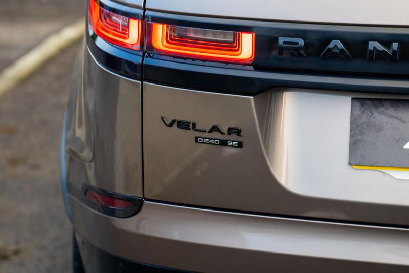 LAND ROVER RANGE ROVER VELAR