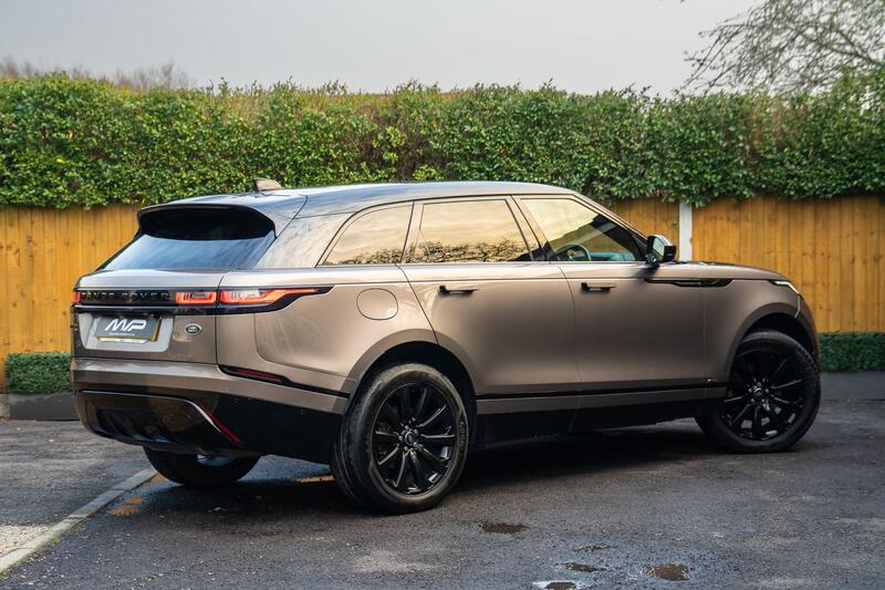 LAND ROVER RANGE ROVER VELAR
