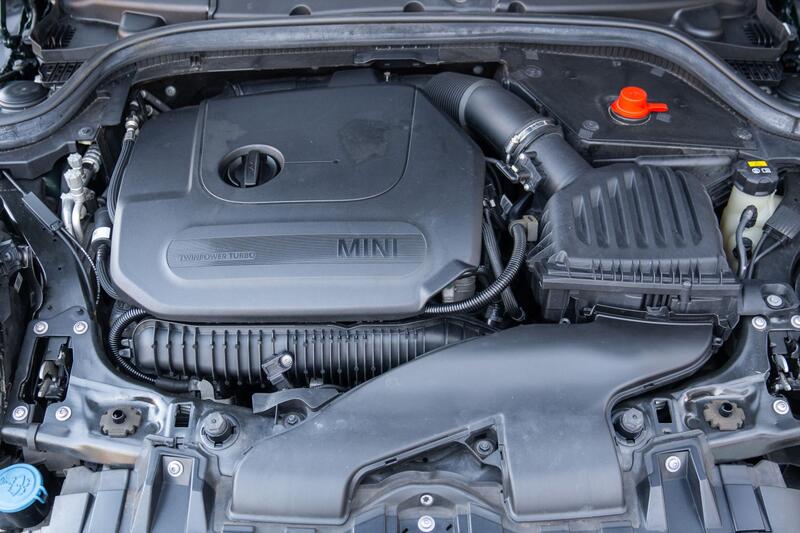 MINI HATCH